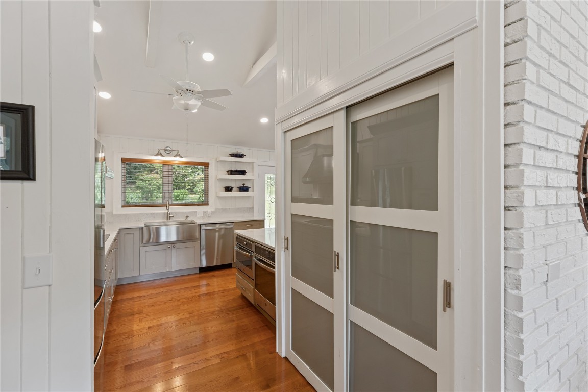 Highlands, North Carolina 28741, United States, 3 Bedrooms Bedrooms, ,4 BathroomsBathrooms,Residential,Active,143976