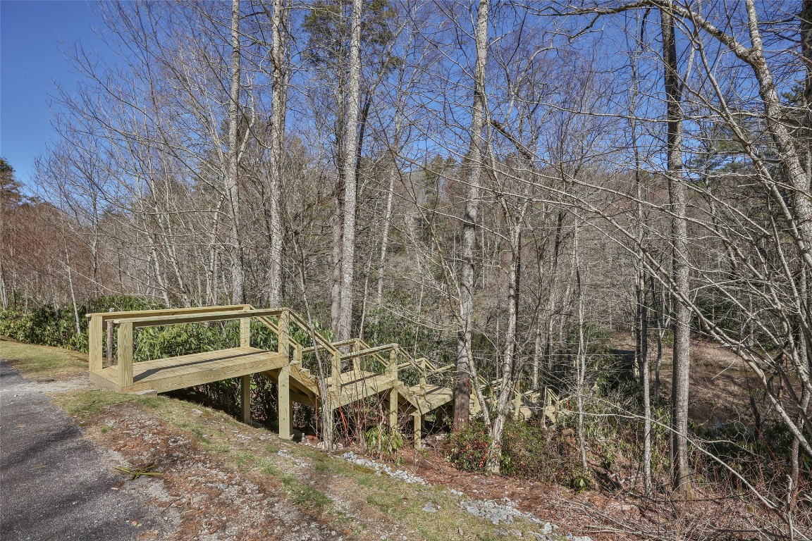 Highlands, North Carolina 28741, United States, 5 Bedrooms Bedrooms, ,6 BathroomsBathrooms,Residential,Active,217775