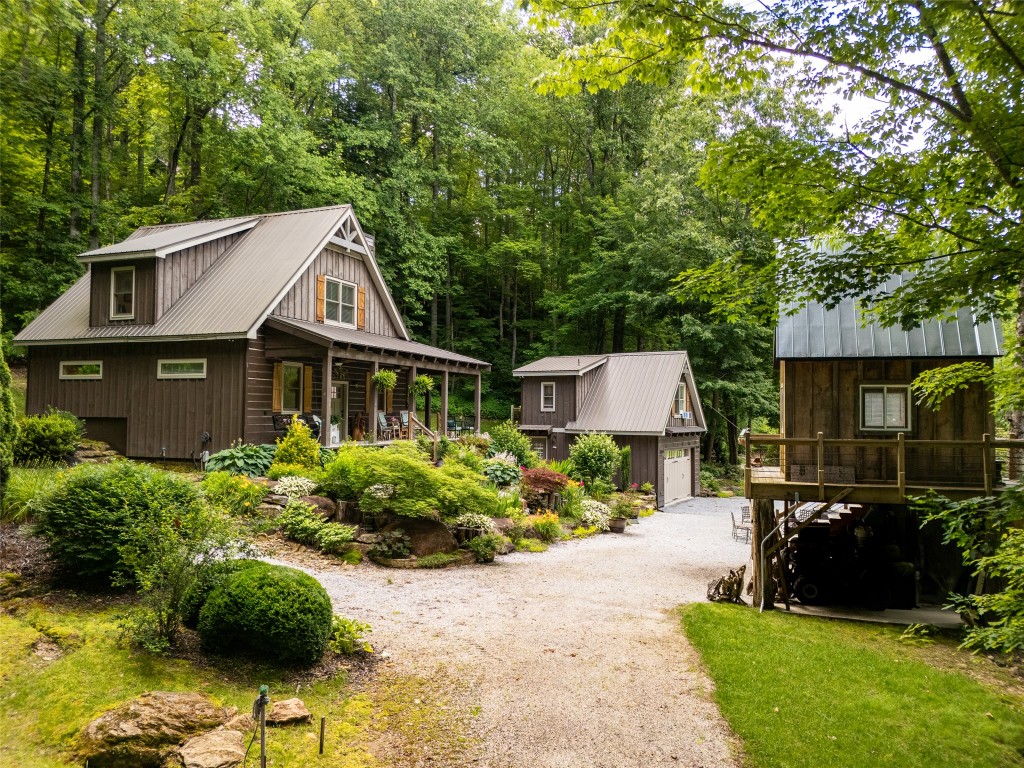 31 Bold Creek Trail