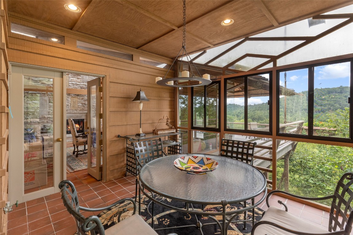 Highlands, North Carolina 28741, United States, 4 Bedrooms Bedrooms, ,5 BathroomsBathrooms,Residential,Active,193050