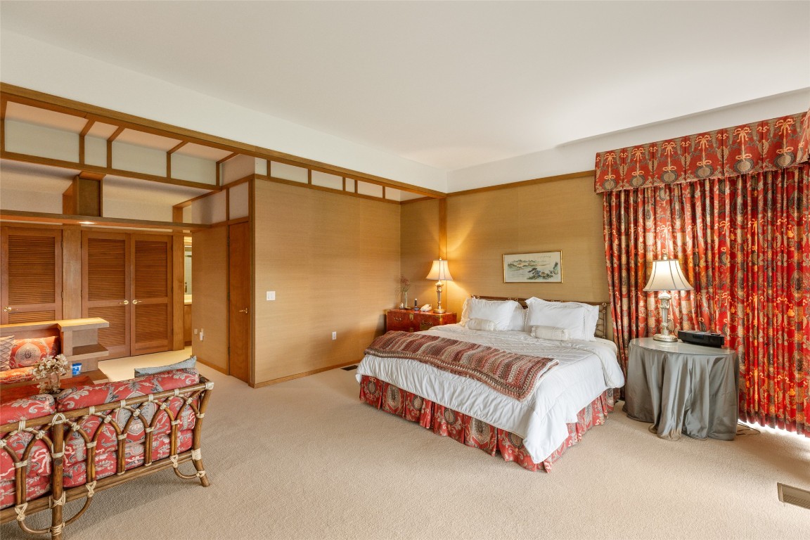 Highlands, North Carolina 28741, United States, 4 Bedrooms Bedrooms, ,5 BathroomsBathrooms,Residential,Active,193050