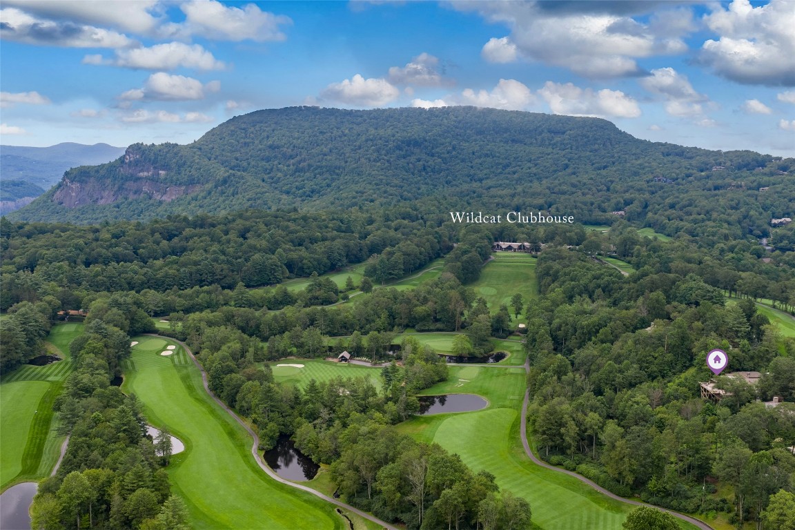 Highlands, North Carolina 28741, United States, 4 Bedrooms Bedrooms, ,5 BathroomsBathrooms,Residential,Active,193050