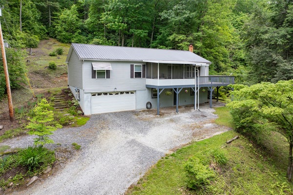 125 ROUND MOUNTAIN RD, BREVARD, NC 28712 - Image 95e31e7bbb9869ccb8a3a106b8d22ed7/2501856584