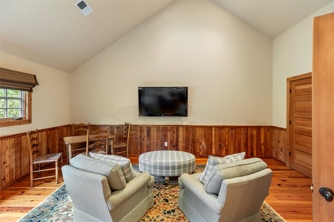 Highlands, North Carolina 28741, United States, 4 Bedrooms Bedrooms, ,5 BathroomsBathrooms,Residential,Active,191280