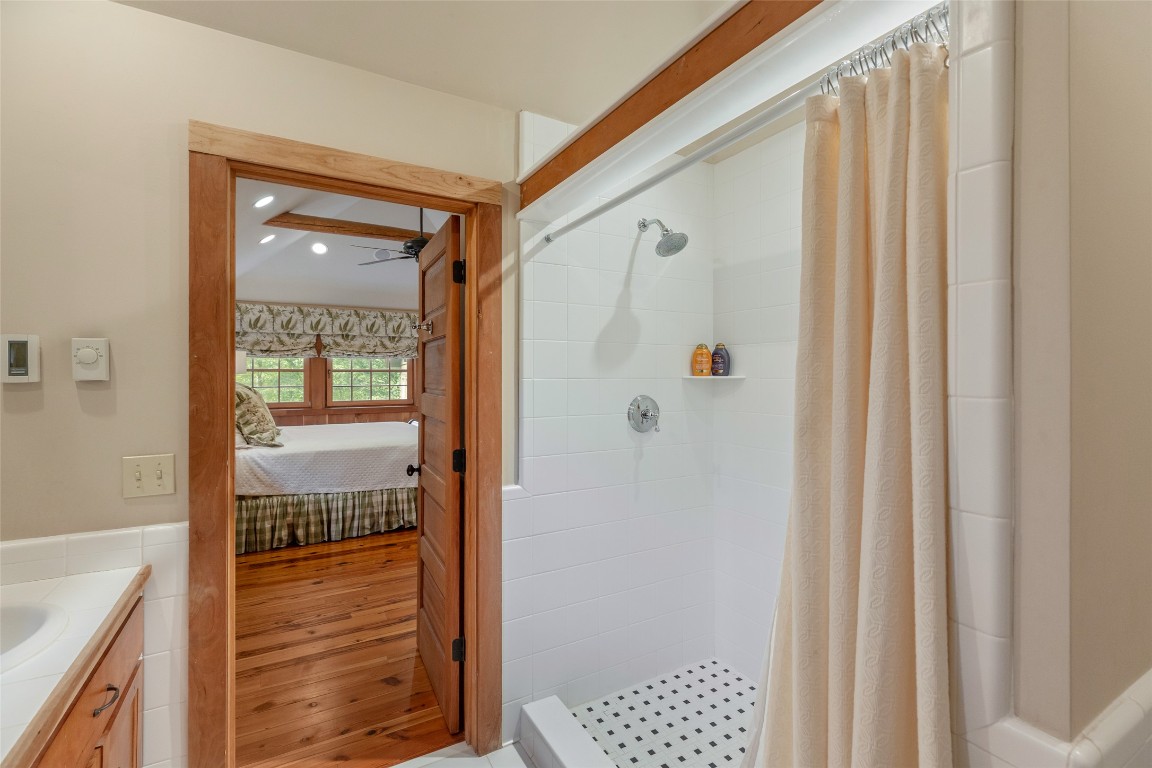 Highlands, North Carolina 28741, United States, 4 Bedrooms Bedrooms, ,5 BathroomsBathrooms,Residential,Active,191280