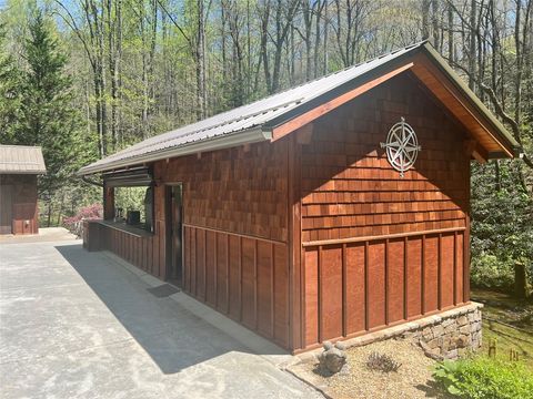 55 Wood Valley Road Scaly Mountain NC 28775