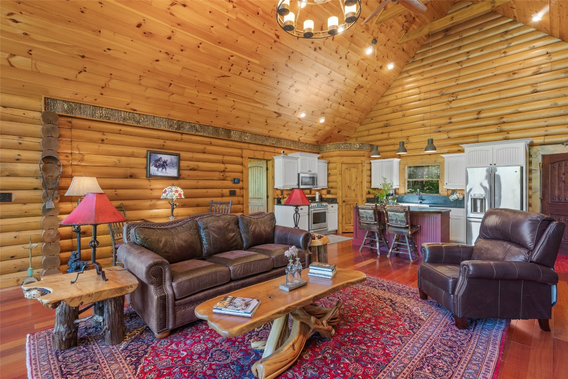 Highlands, North Carolina 28741, United States, 3 Bedrooms Bedrooms, ,3 BathroomsBathrooms,Residential,Active,139854