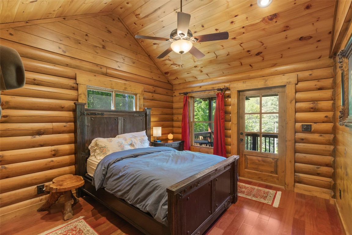 Highlands, North Carolina 28741, United States, 3 Bedrooms Bedrooms, ,3 BathroomsBathrooms,Residential,Active,139854