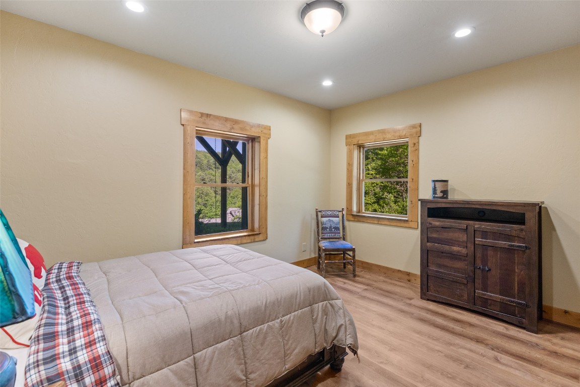 Highlands, North Carolina 28741, United States, 3 Bedrooms Bedrooms, ,3 BathroomsBathrooms,Residential,Active,139854