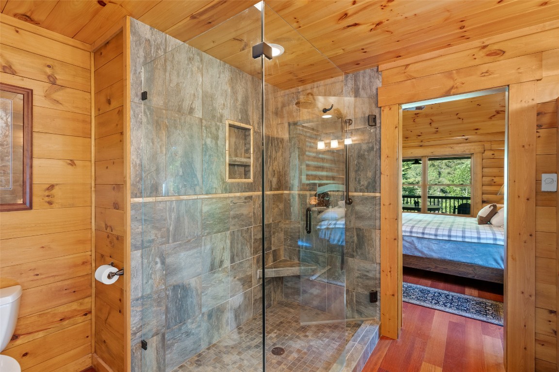 Highlands, North Carolina 28741, United States, 3 Bedrooms Bedrooms, ,3 BathroomsBathrooms,Residential,Active,139854