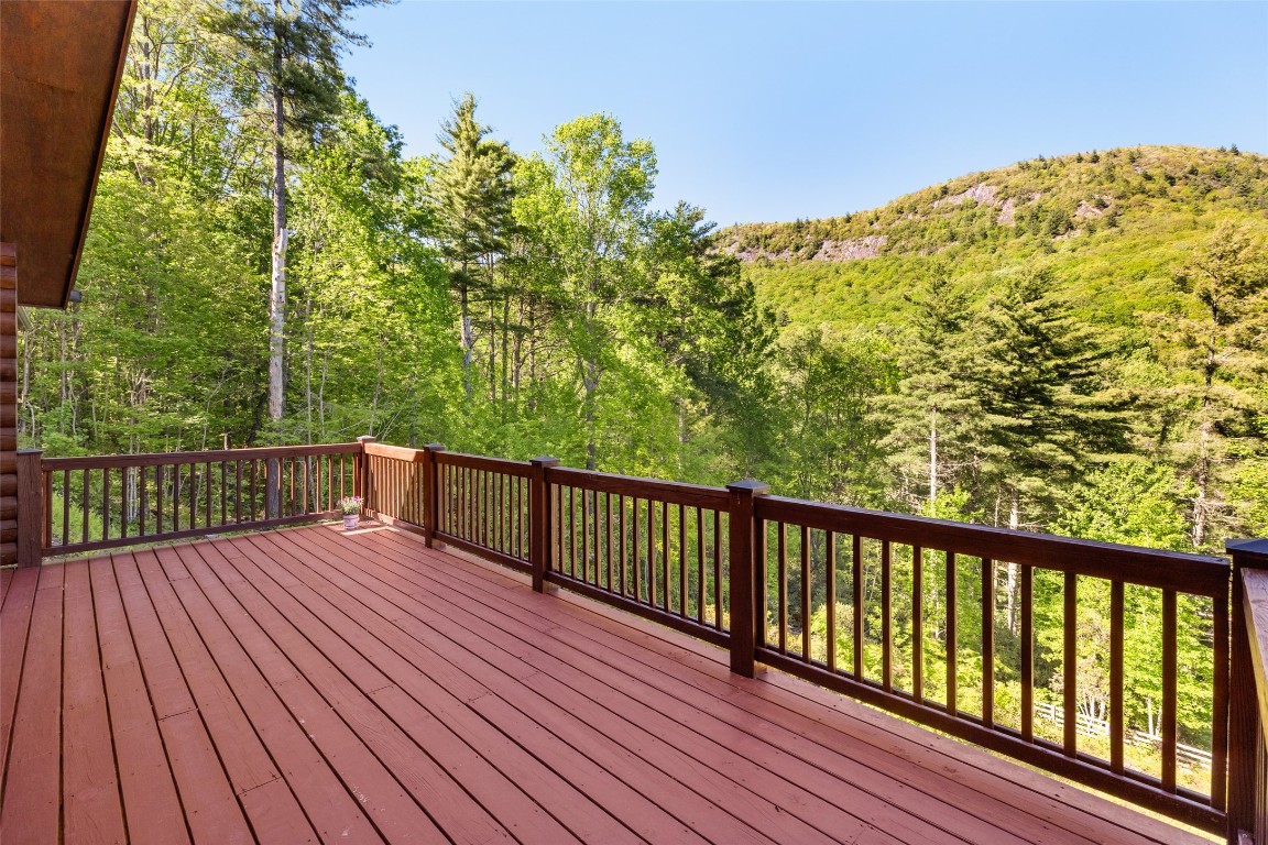 Highlands, North Carolina 28741, United States, 3 Bedrooms Bedrooms, ,3 BathroomsBathrooms,Residential,Active,139854