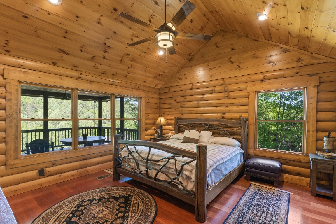 Highlands, North Carolina 28741, United States, 3 Bedrooms Bedrooms, ,3 BathroomsBathrooms,Residential,Active,139854