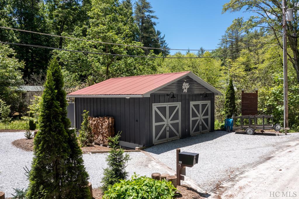 204 Lance Road