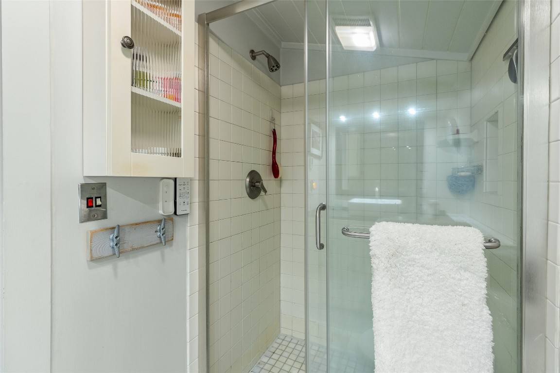 Highlands, North Carolina 28741, United States, 2 Bedrooms Bedrooms, ,2 BathroomsBathrooms,Residential,Active,171872