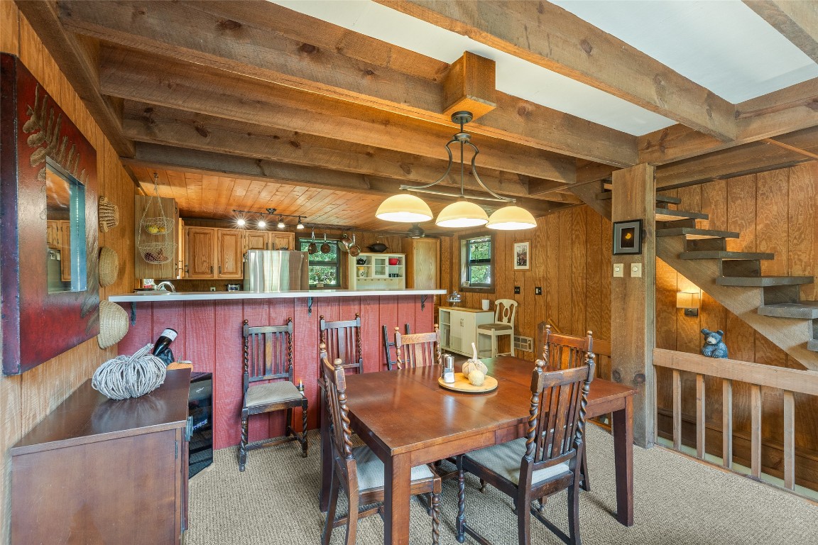 Highlands, North Carolina 28741, United States, 2 Bedrooms Bedrooms, ,2 BathroomsBathrooms,Residential,Active,171872