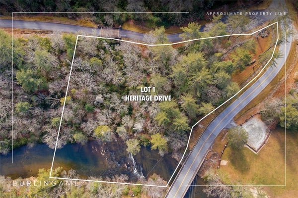 1 HERITAGE DR, SAPPHIRE, NC 28774 - Image a0ecc643fb1e8d7941cafb8d3280d711/3178669757