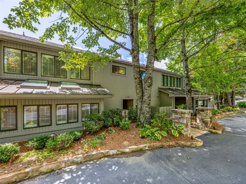 24 E Toxaway Shores 20 Lake Toxaway NC 28747