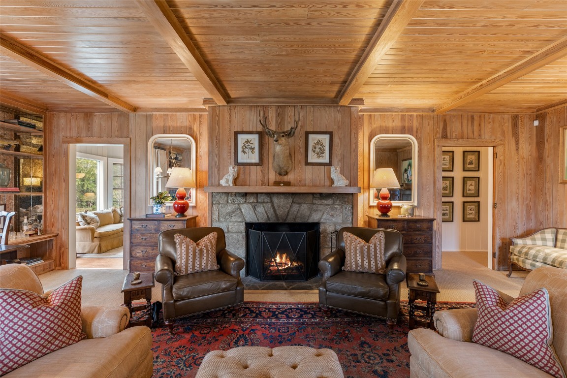 Highlands, North Carolina 28741, United States, 4 Bedrooms Bedrooms, ,4 BathroomsBathrooms,Residential,Pending,159890