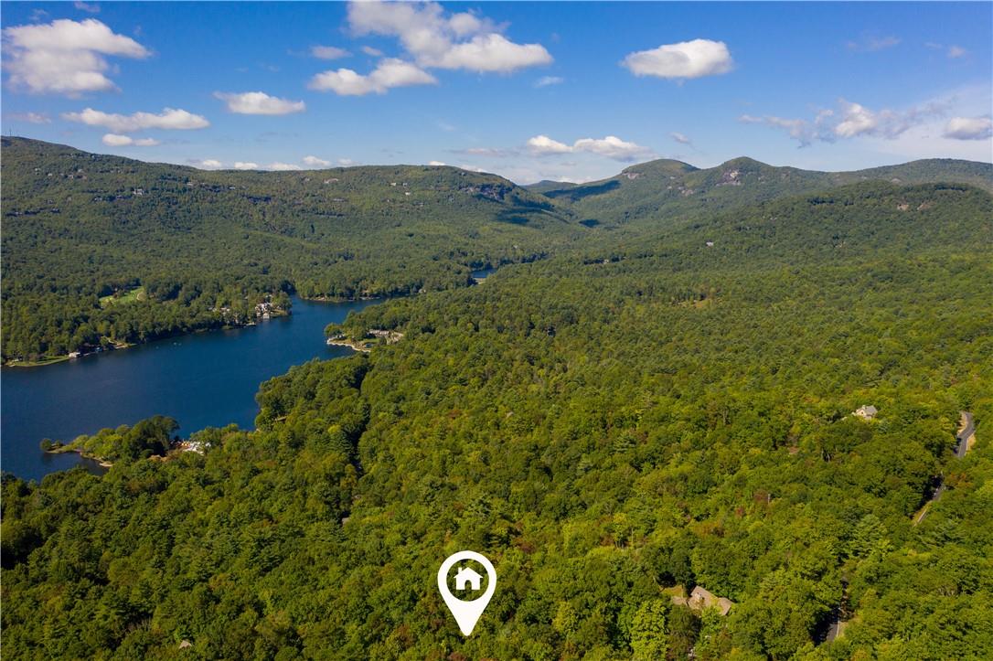 27 Hawk Mountain Road