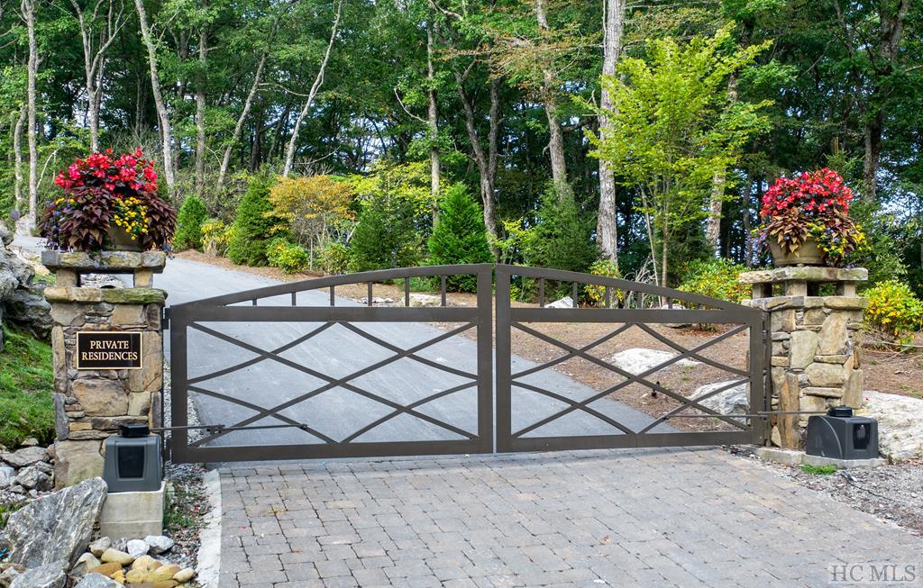 Highlands, North Carolina 28741, United States, ,Land,Active,116587