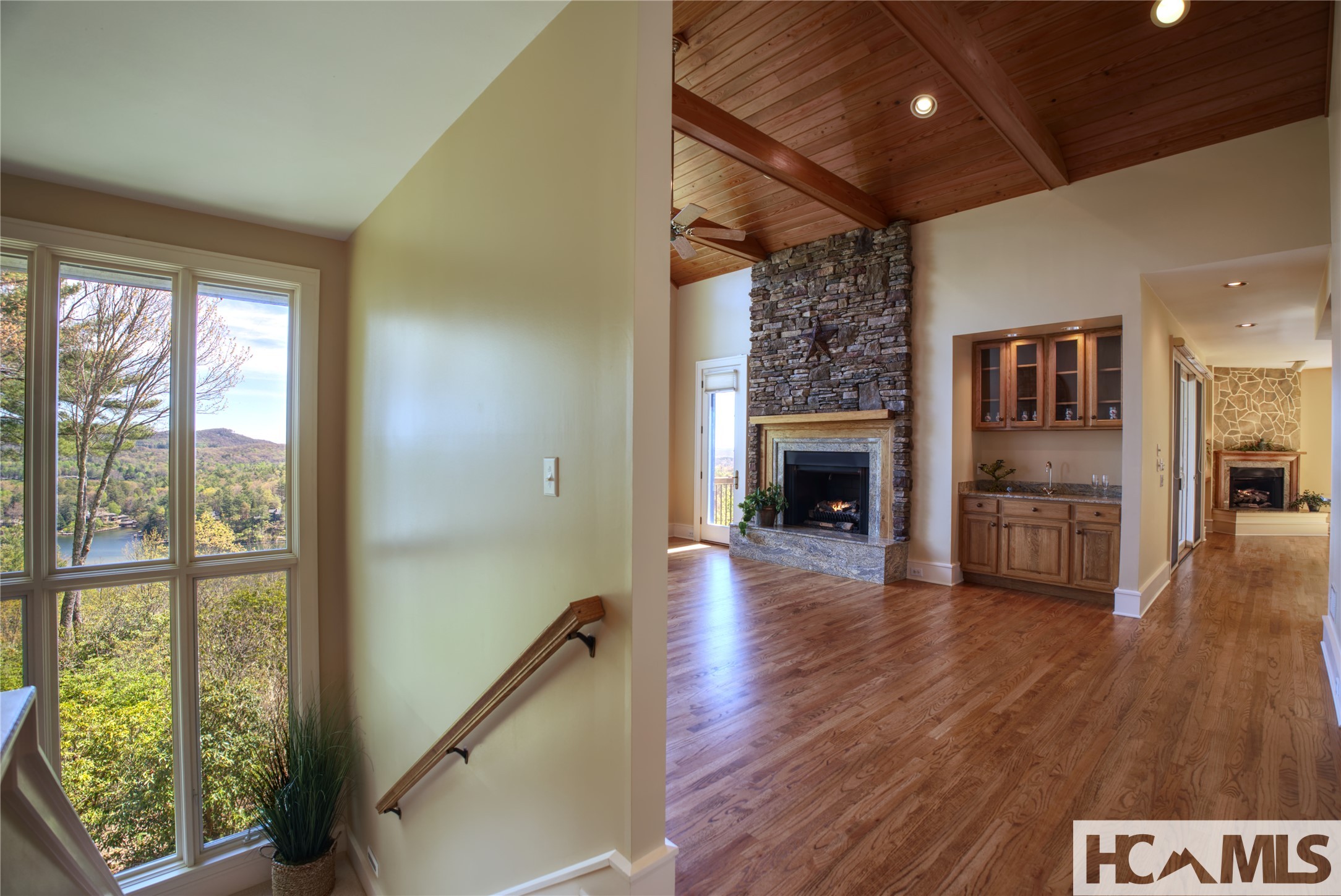 721 Lakeside Drive