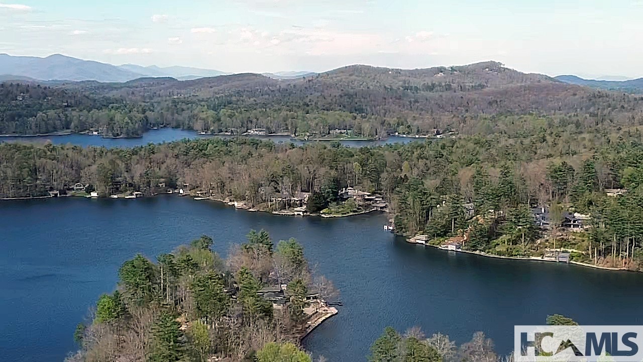 721 Lakeside Drive