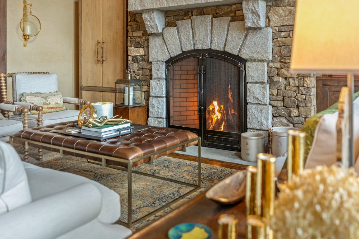 Glenville, North Carolina 28736, United States, 5 Bedrooms Bedrooms, ,6 BathroomsBathrooms,Residential,Active,201348