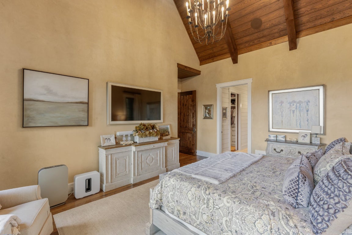 Glenville, North Carolina 28736, United States, 5 Bedrooms Bedrooms, ,6 BathroomsBathrooms,Residential,Active,201348