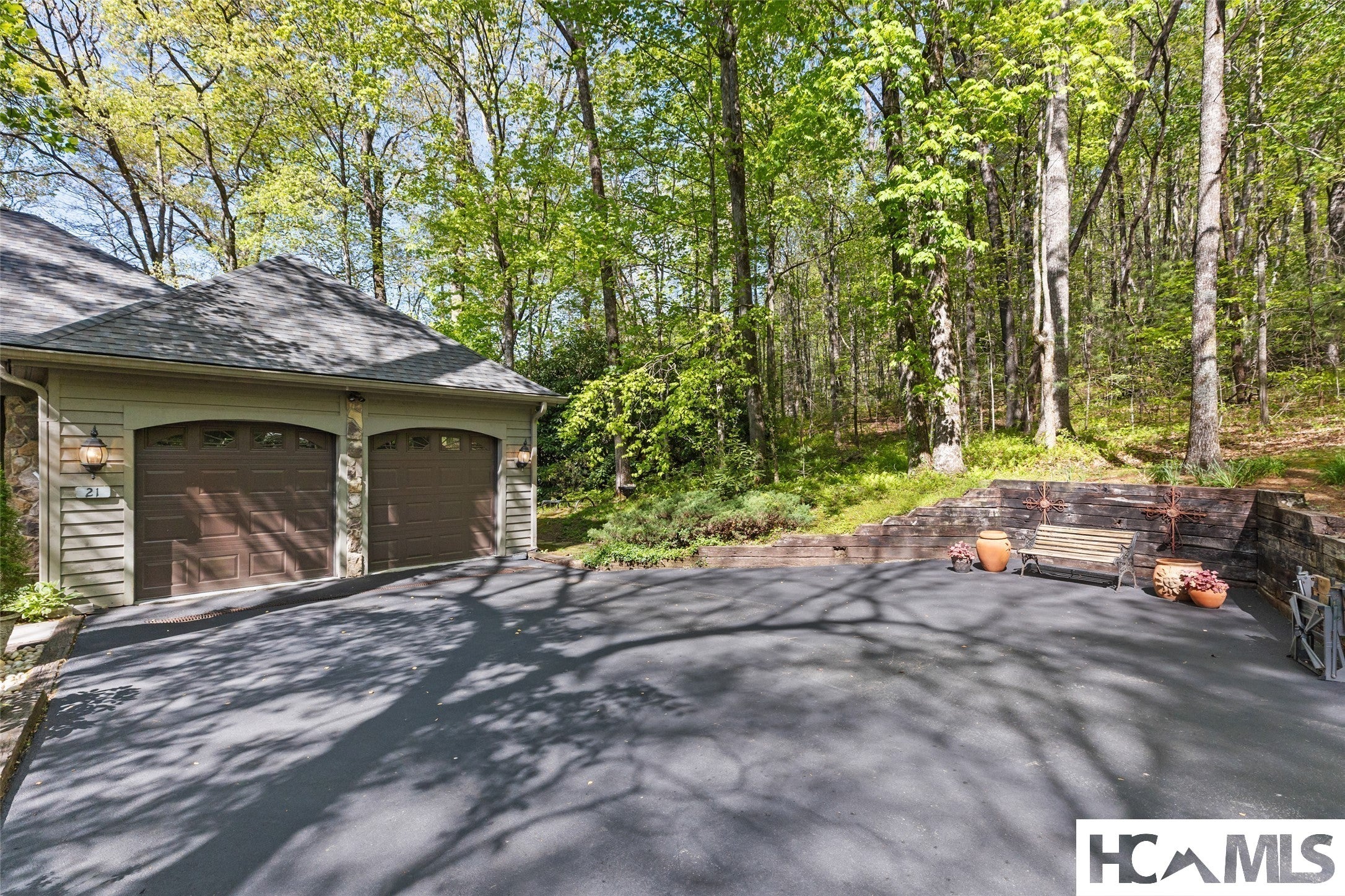 21 Laurel Wood Court
