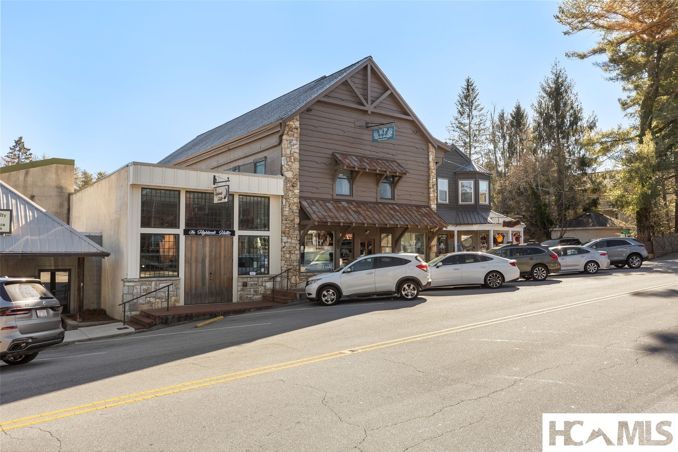 221 N 4th Street