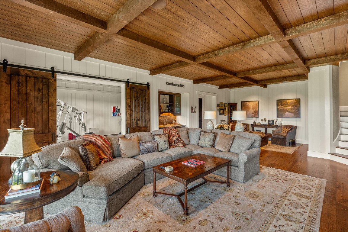 Glenville, North Carolina 28736, United States, 5 Bedrooms Bedrooms, ,6 BathroomsBathrooms,Residential,Active,151701