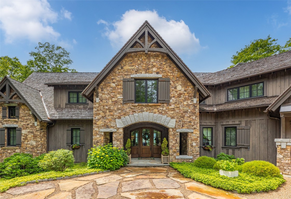 Glenville, North Carolina 28736, United States, 5 Bedrooms Bedrooms, ,6 BathroomsBathrooms,Residential,Active,151701 Glenville, North Carolina 28736, United States, 5 Bedrooms Bedrooms, ,6 BathroomsBathrooms,Residential,Active,151701