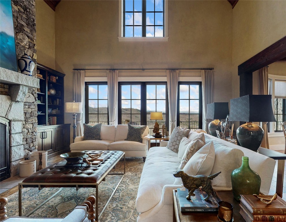 Glenville, North Carolina 28736, United States, 5 Bedrooms Bedrooms, ,6 BathroomsBathrooms,Residential,Active,151701