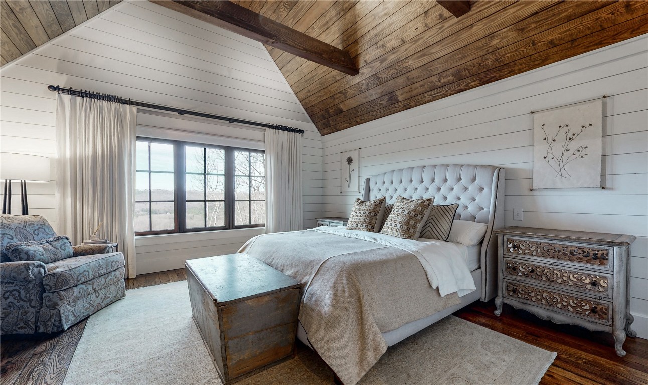 Glenville, North Carolina 28736, United States, 5 Bedrooms Bedrooms, ,6 BathroomsBathrooms,Residential,Active,151701