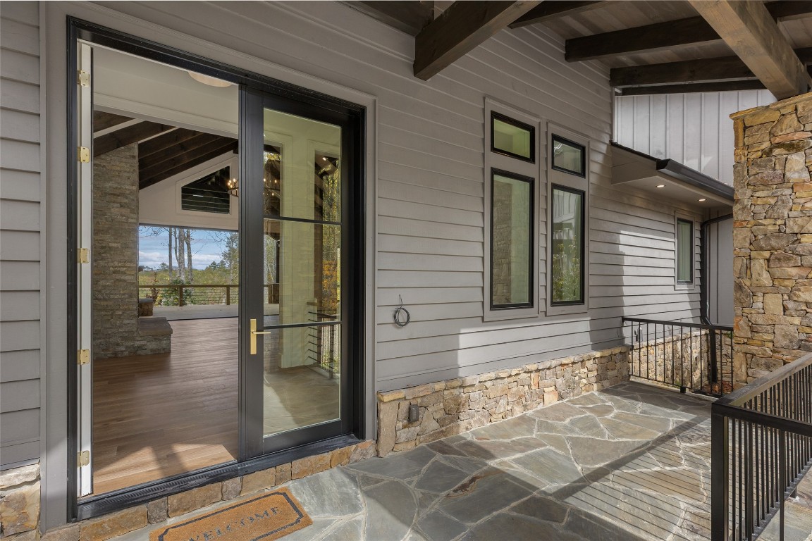 2385 Magnolia Drive