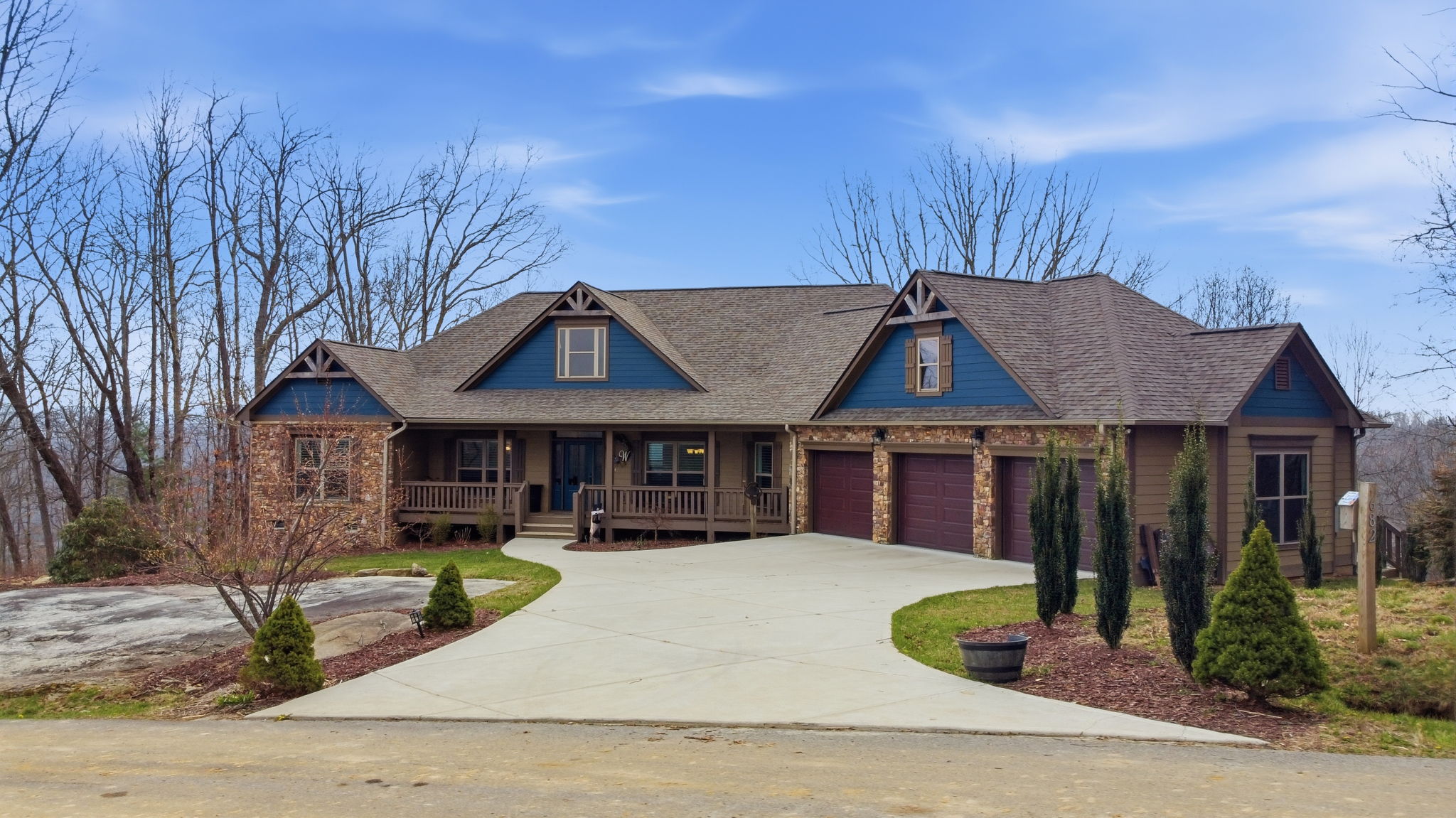 682 Greycliff Mountain Drive