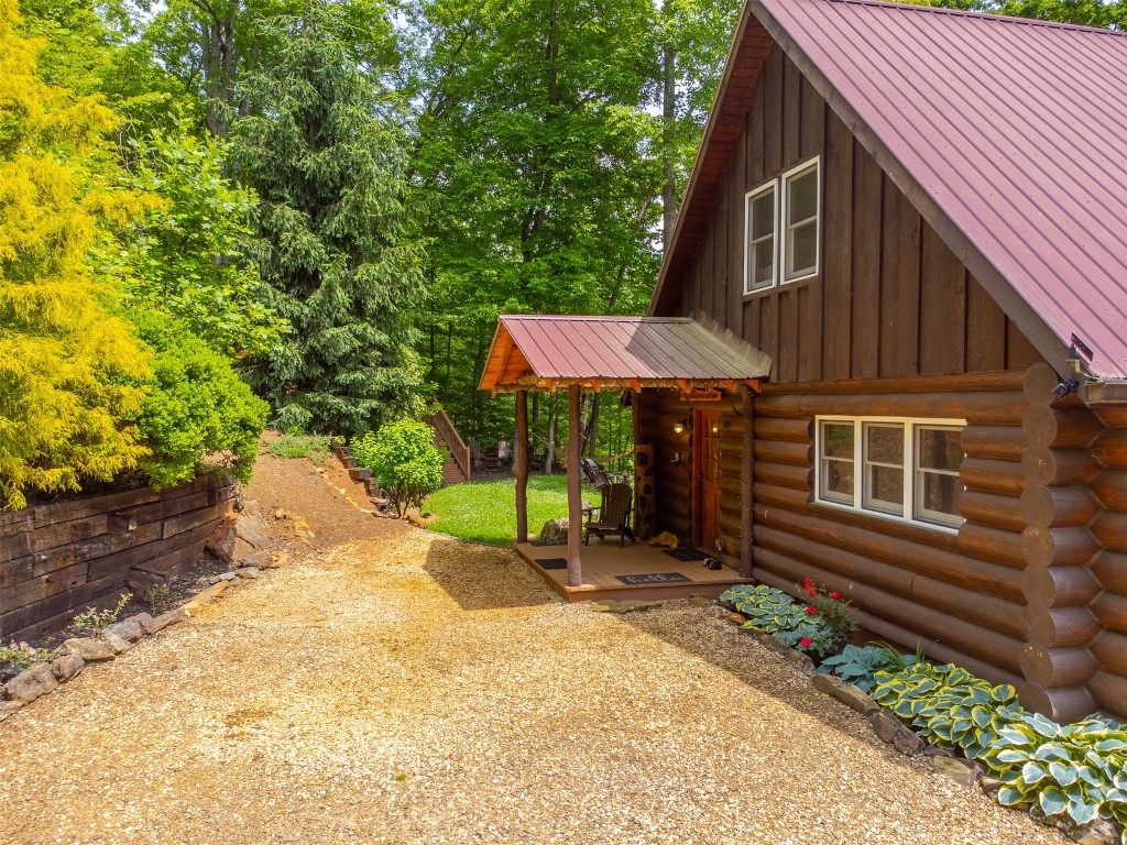 104 Beasley Mine Road