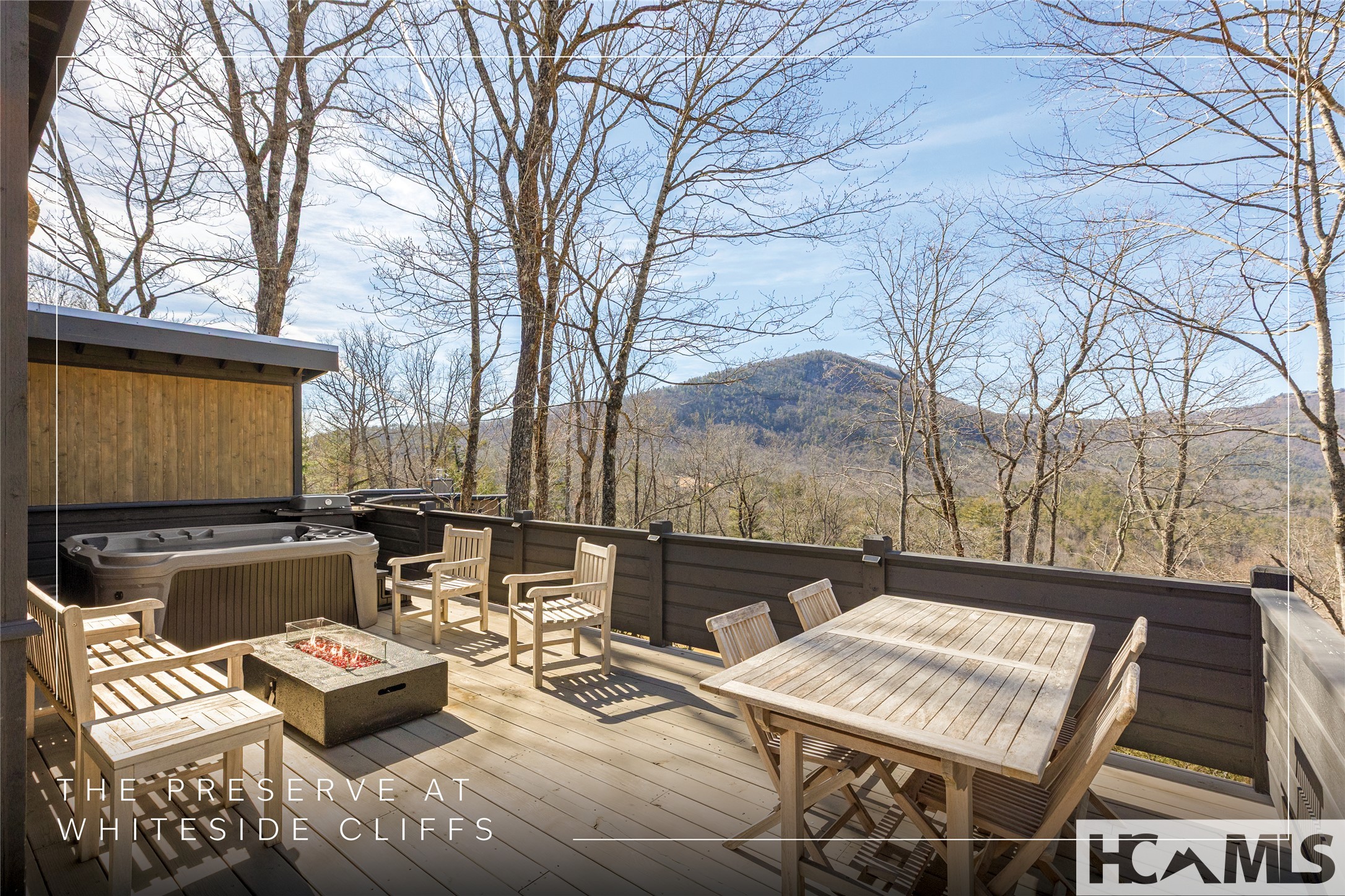 111 Moonstone Loop