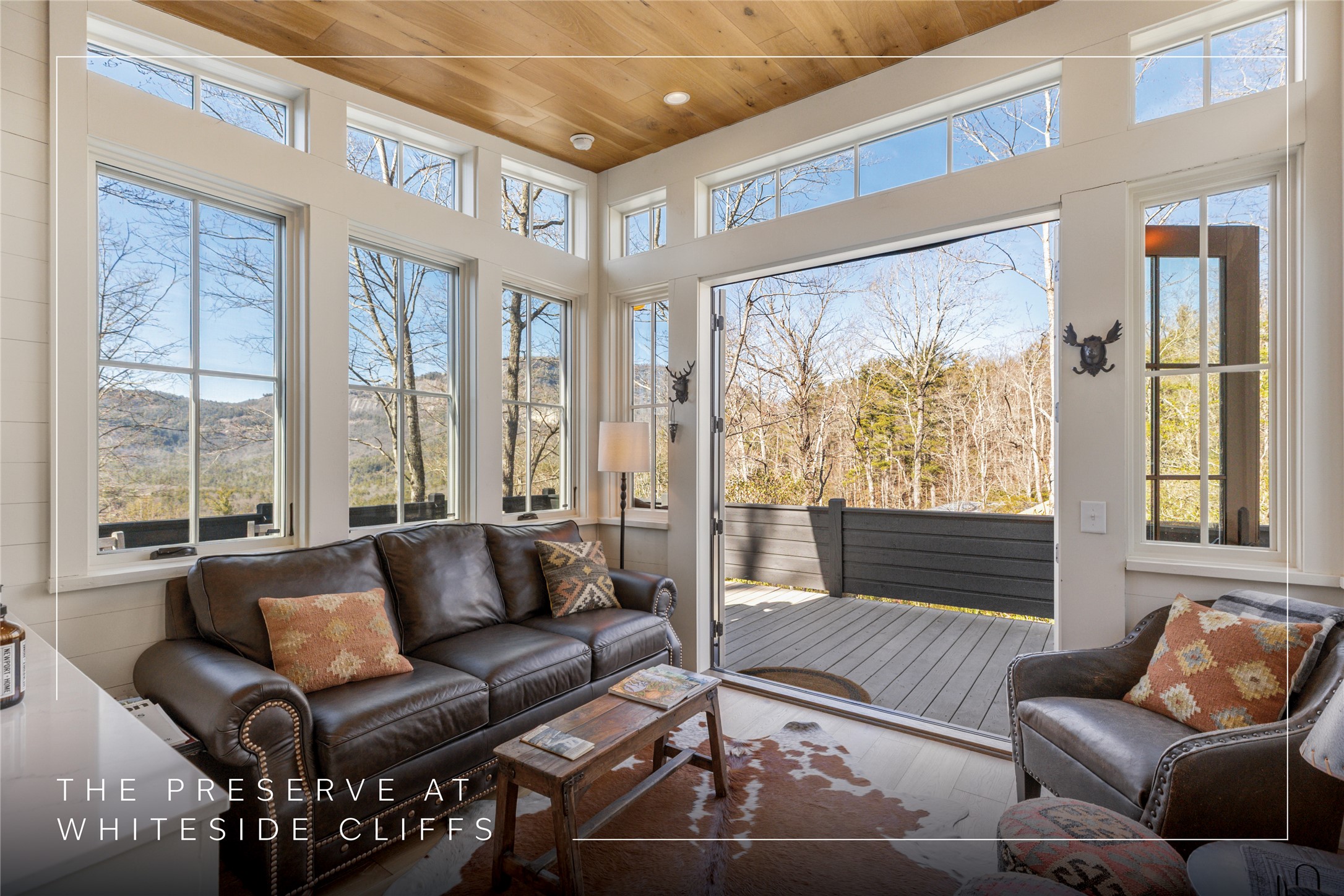 111 Moonstone Loop