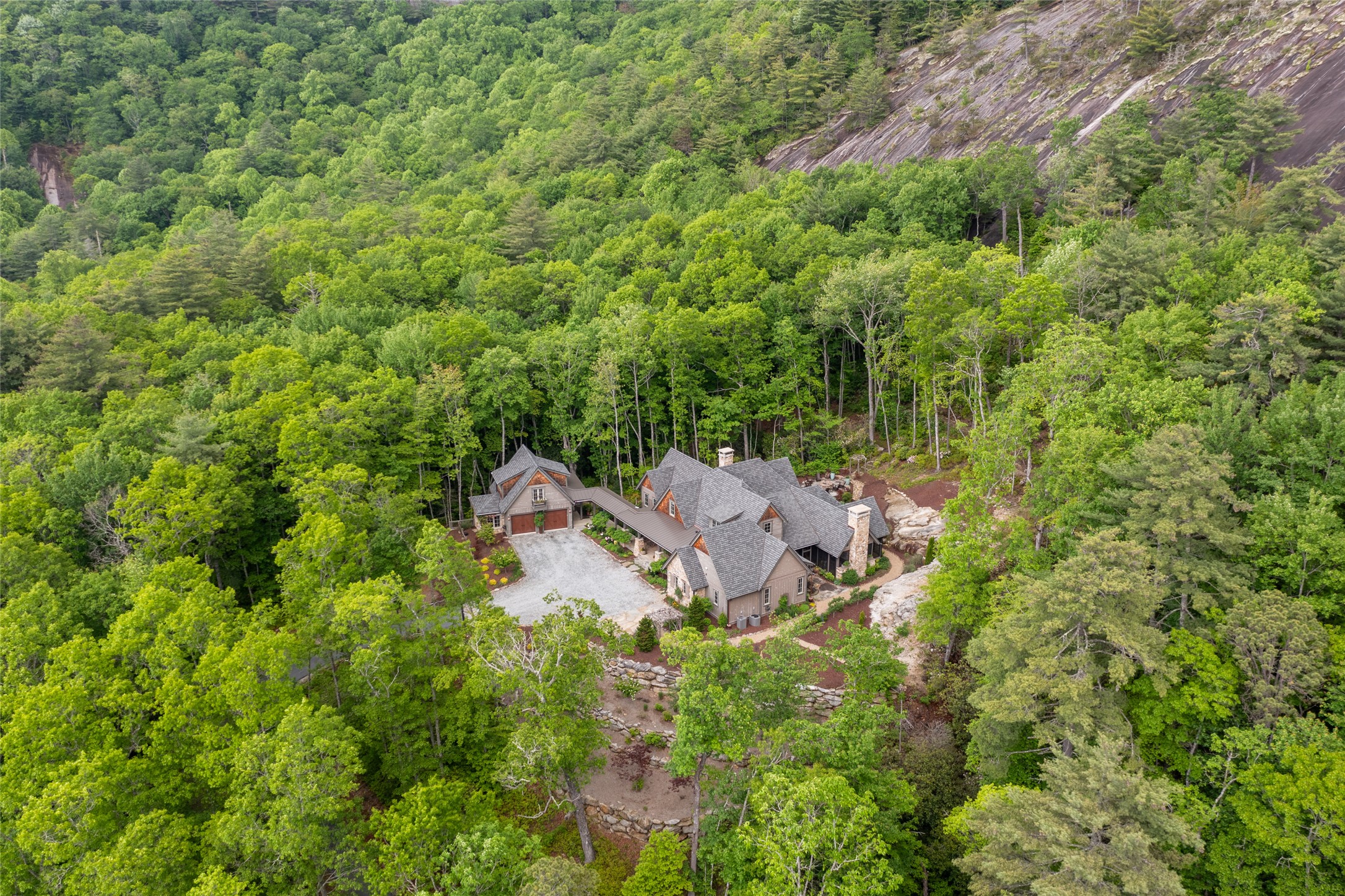 143 Foxglove Trail