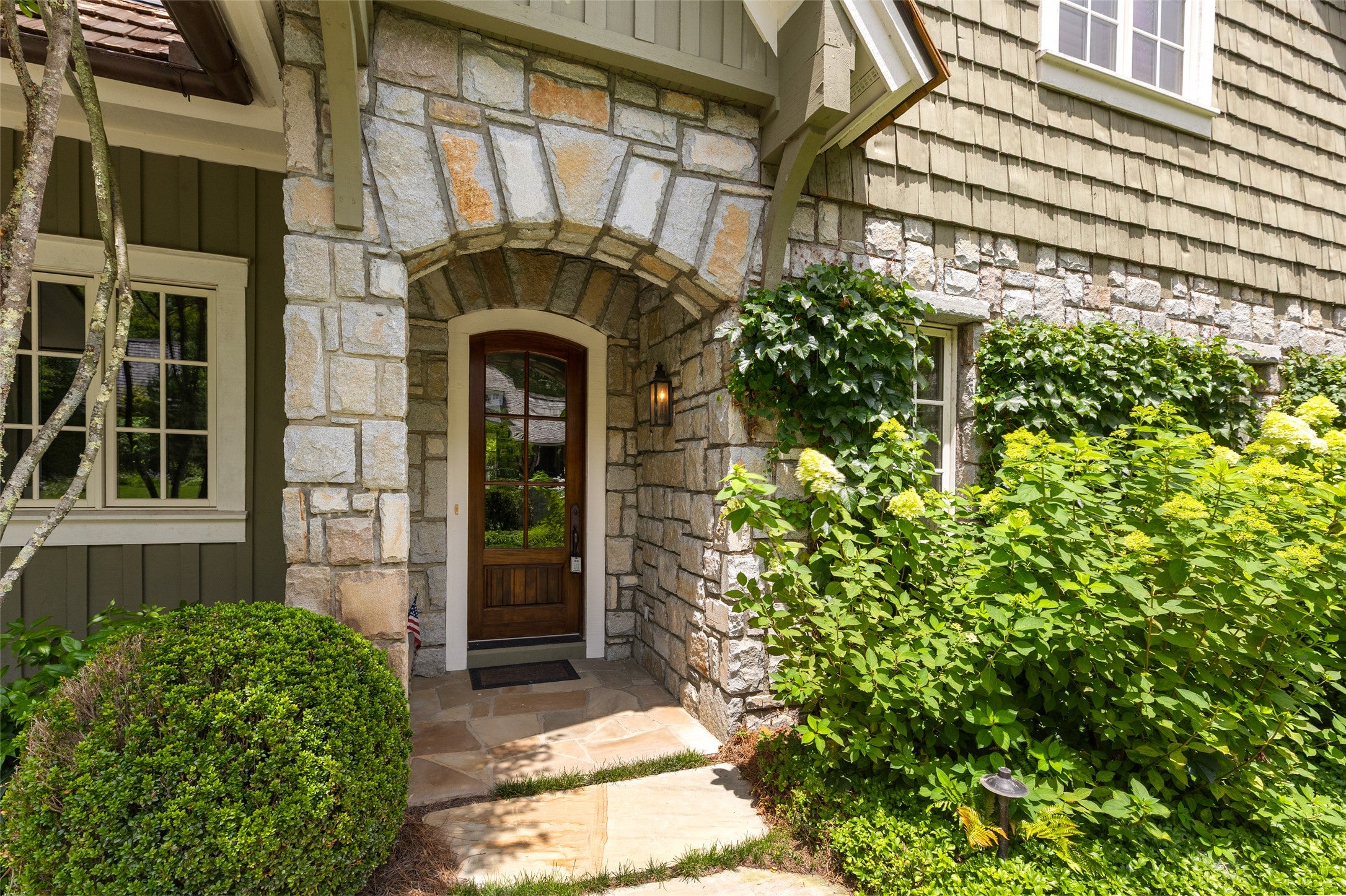 25 Old Edwards Circle
