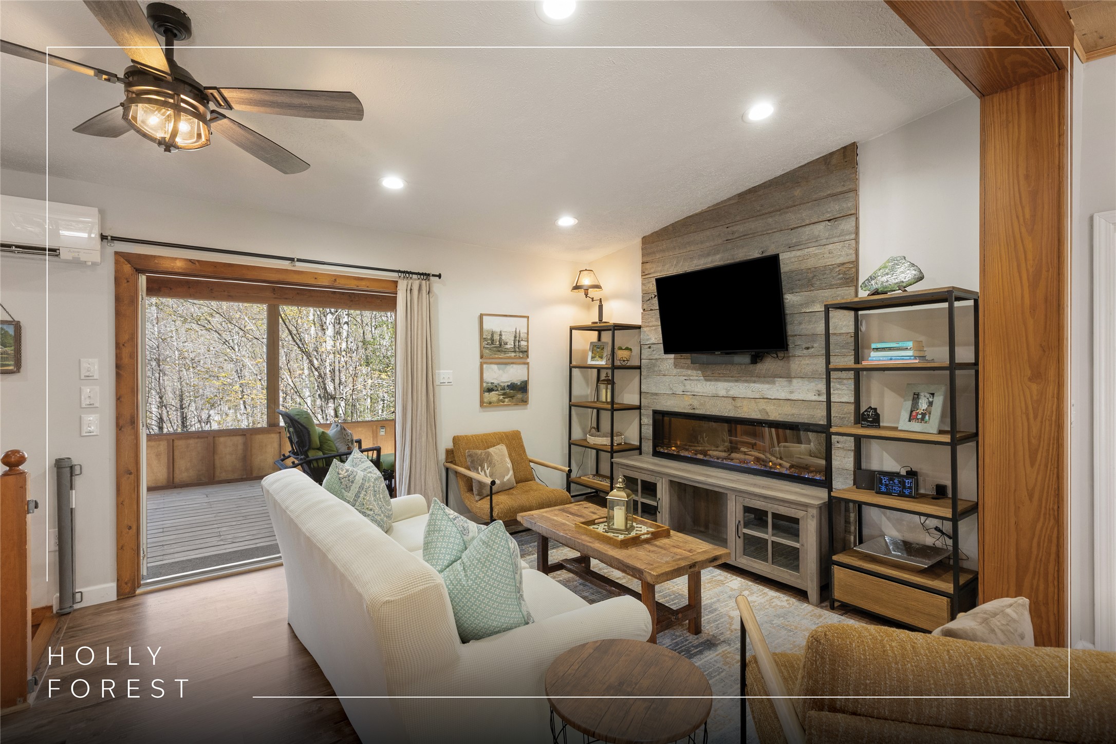 2092 West Christy Trail