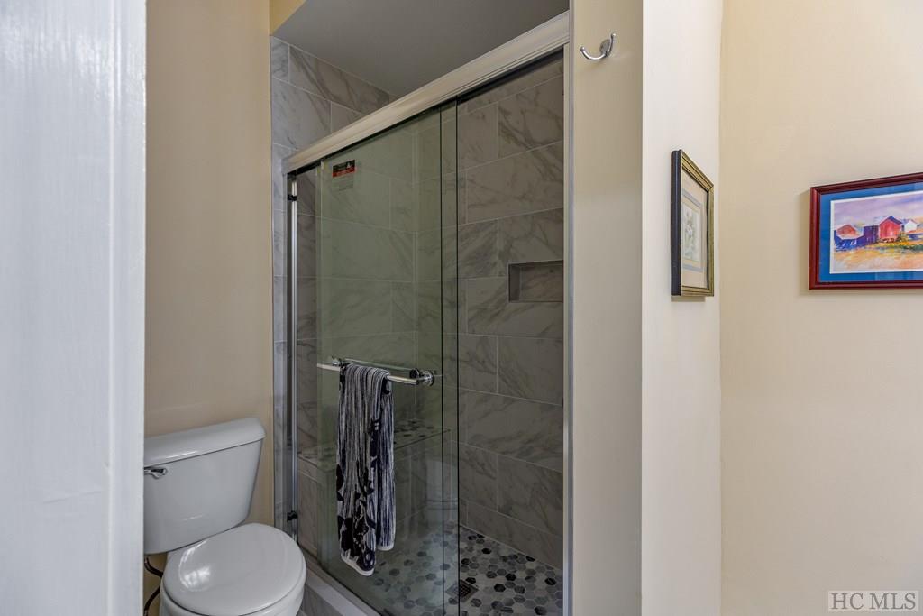 Highlands, North Carolina 28741, United States, 1 Bedroom Bedrooms, ,1 BathroomBathrooms,Residential,Active,50458