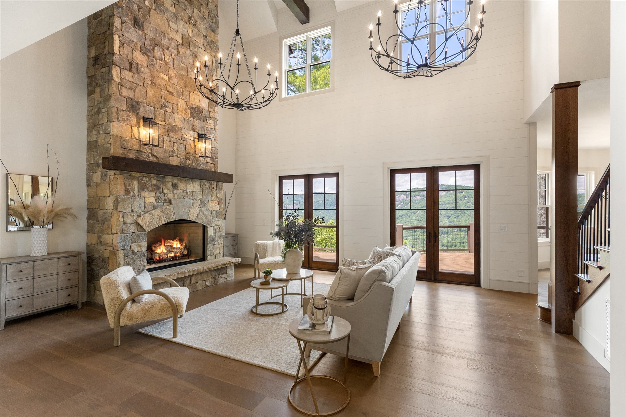 343 Ledgeview Road