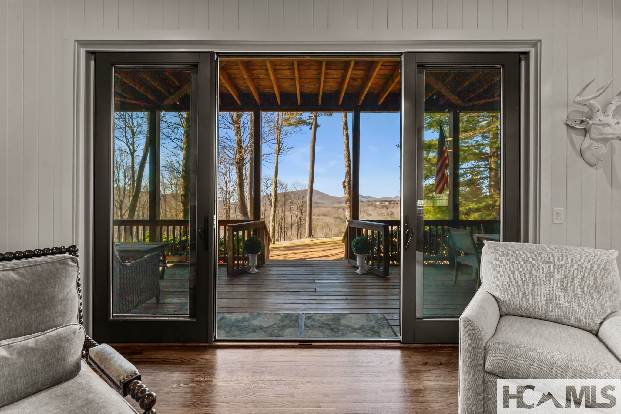1201 Links Drive