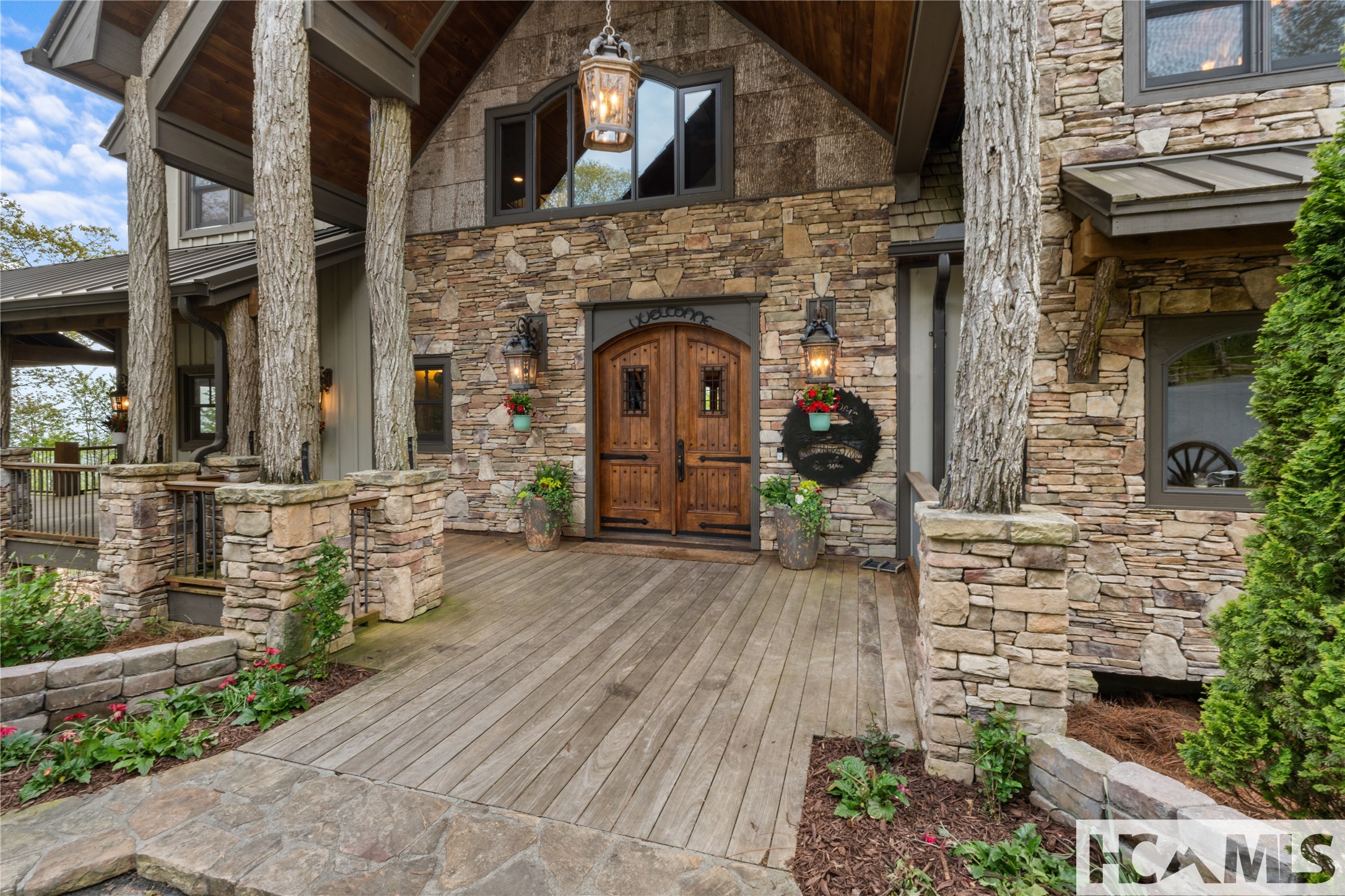465 Falcon Ridge Road