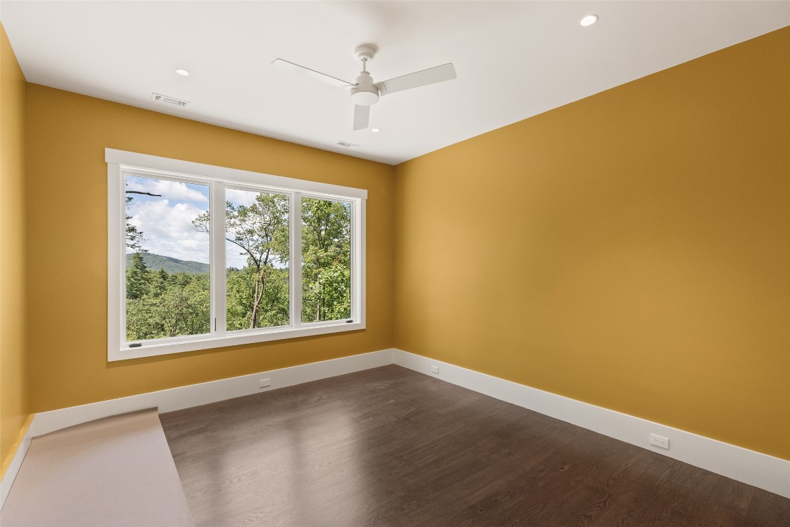 Cashiers, North Carolina 28717, United States, 4 Bedrooms Bedrooms, ,5 BathroomsBathrooms,Residential,Active,223507