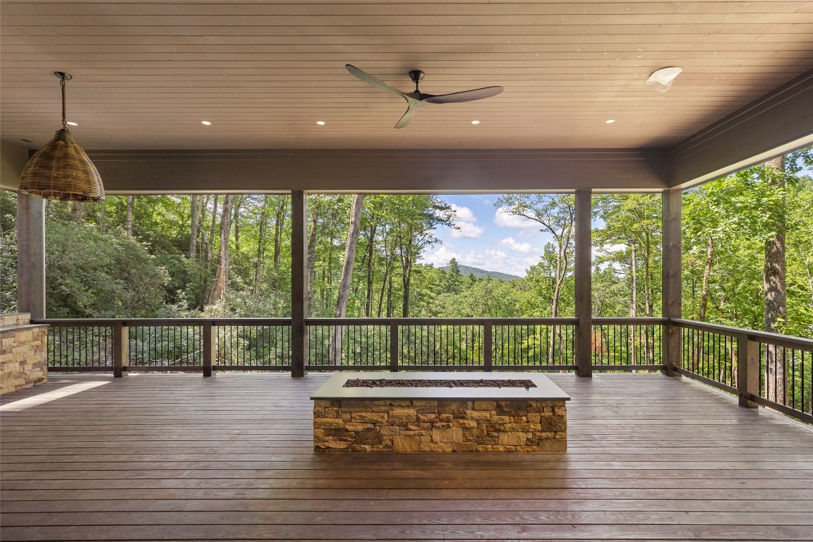 Cashiers, North Carolina 28717, United States, 4 Bedrooms Bedrooms, ,5 BathroomsBathrooms,Residential,Active,223507