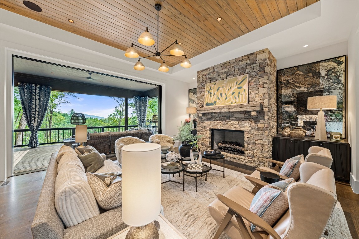 Cashiers, North Carolina 28717, United States, 4 Bedrooms Bedrooms, ,5 BathroomsBathrooms,Residential,Active,223507