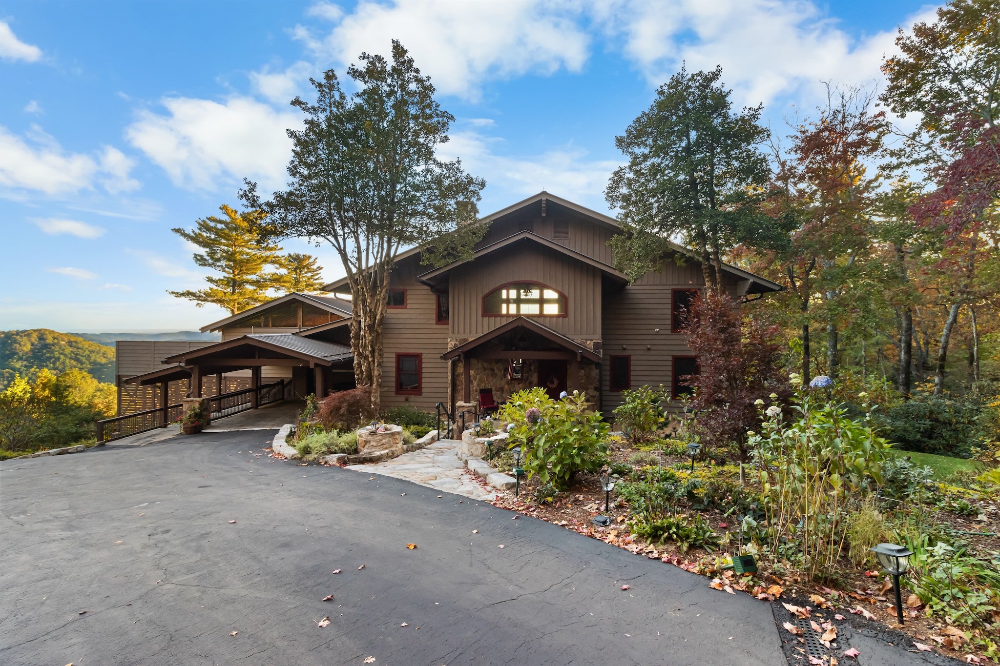 165 Valentine Lane